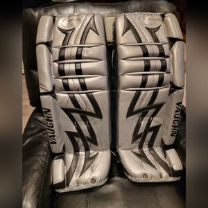 Vaughan goalie pads